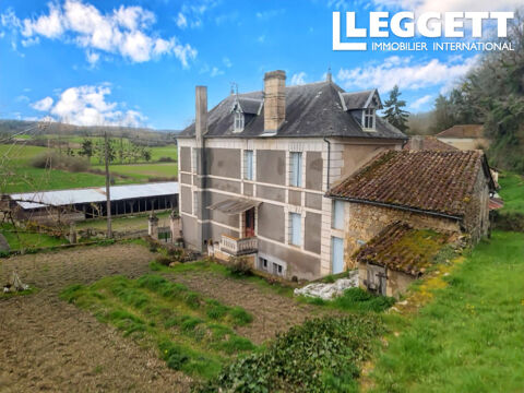 Ferme traditionnelle en pierre avec granges, d&eacute;pendances, deux jardins de bonne taille, arbres fruitiers 180000 24340 Mareuil en p�rigord