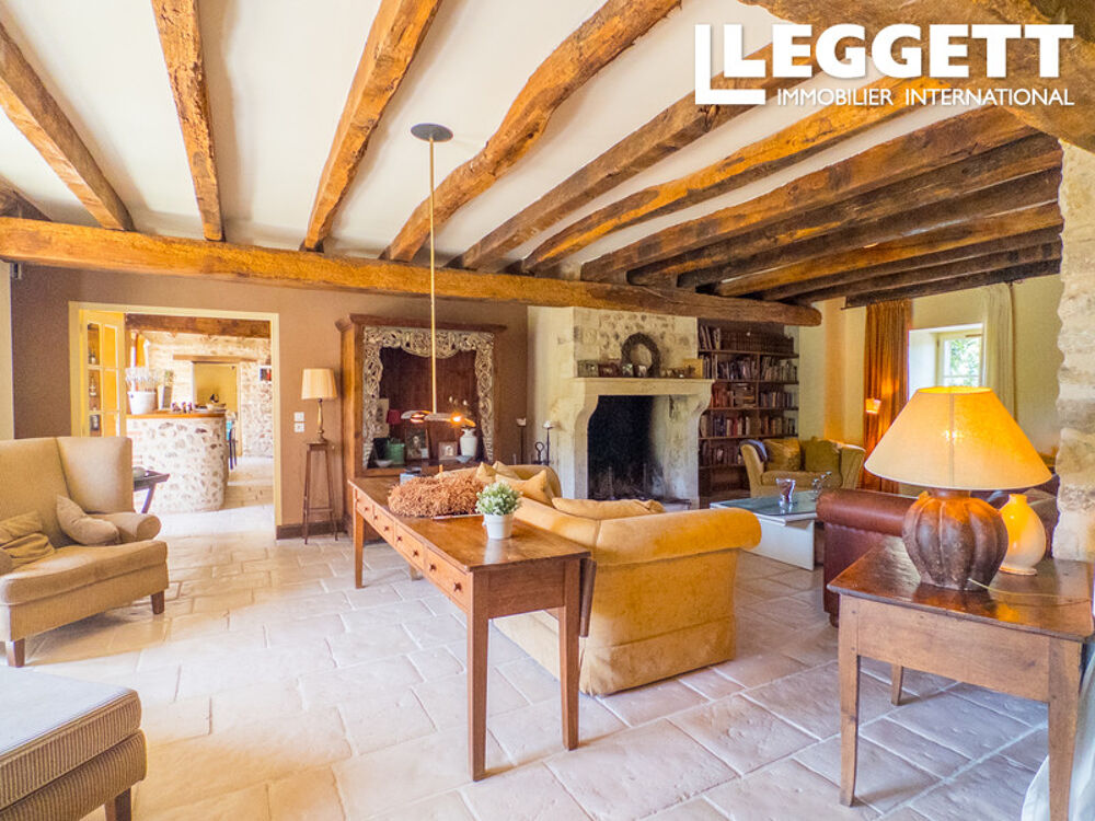 Vente Maison Domaine d?Exception avec Potentiel Touristique à Coulonges Coulonges