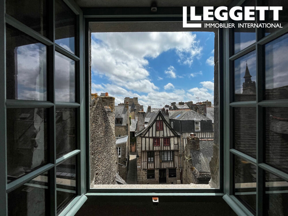 Rare opportunité de rénovation dans bâtiment classé au c?ur du Dinan historique ? beau potentiel