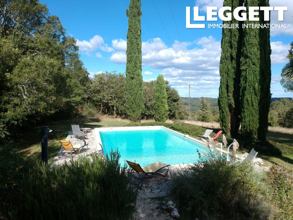 Propriété composé d'une maison, un gîte, une chambre d'hôtes avec piscine sans voisin proche