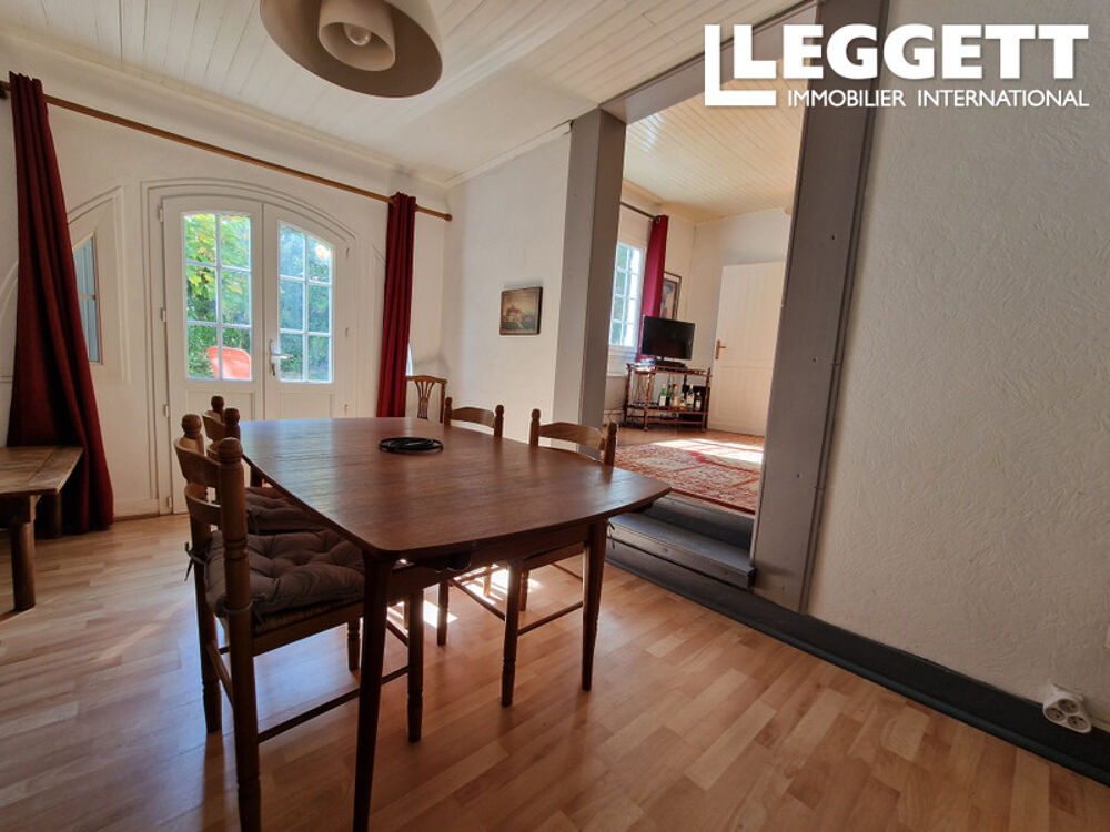 Vente Maison Arcachonnaise avec 2 chambres avec jardin à Lège-Cap-Ferret à quelques pas du Bassin. LÈge-cap-ferret