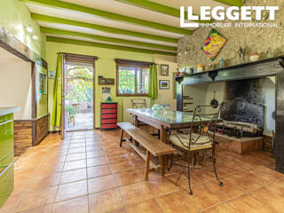  Maison � vendre 8 pi�ces 366 m�