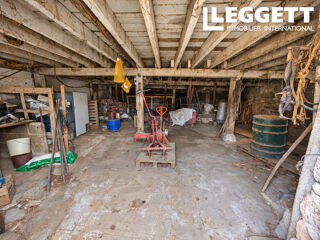 Vente Remise/Grange Grange de caractère en pierre avec terres et dépendances Voutezac