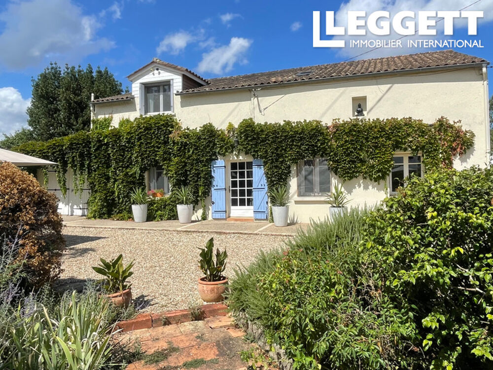 Vente Maison Un petit bijou! Charmante maison - 4/5CH - 3SdB - avec piscine, dans un écrin de verdure avec vue imprenable ! Saint-Émilion