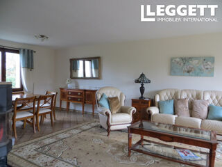  Maison  vendre 10 pices 161 m