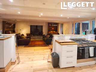  Maison  vendre 6 pices 176 m