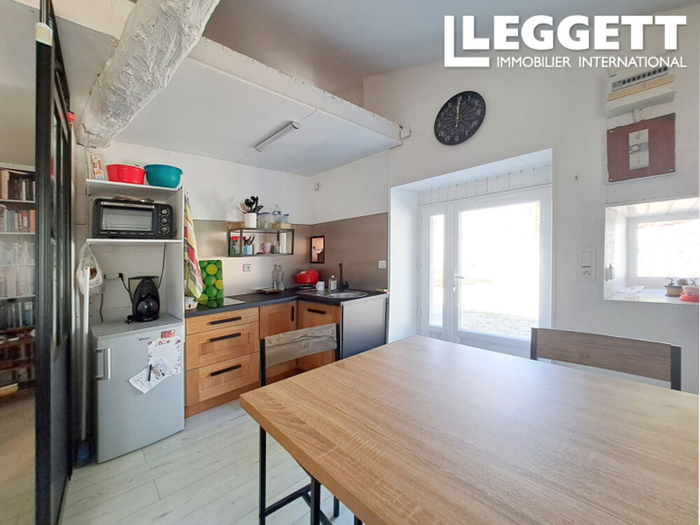 La plus adorable petite maison en pierre avec jardin privé au village