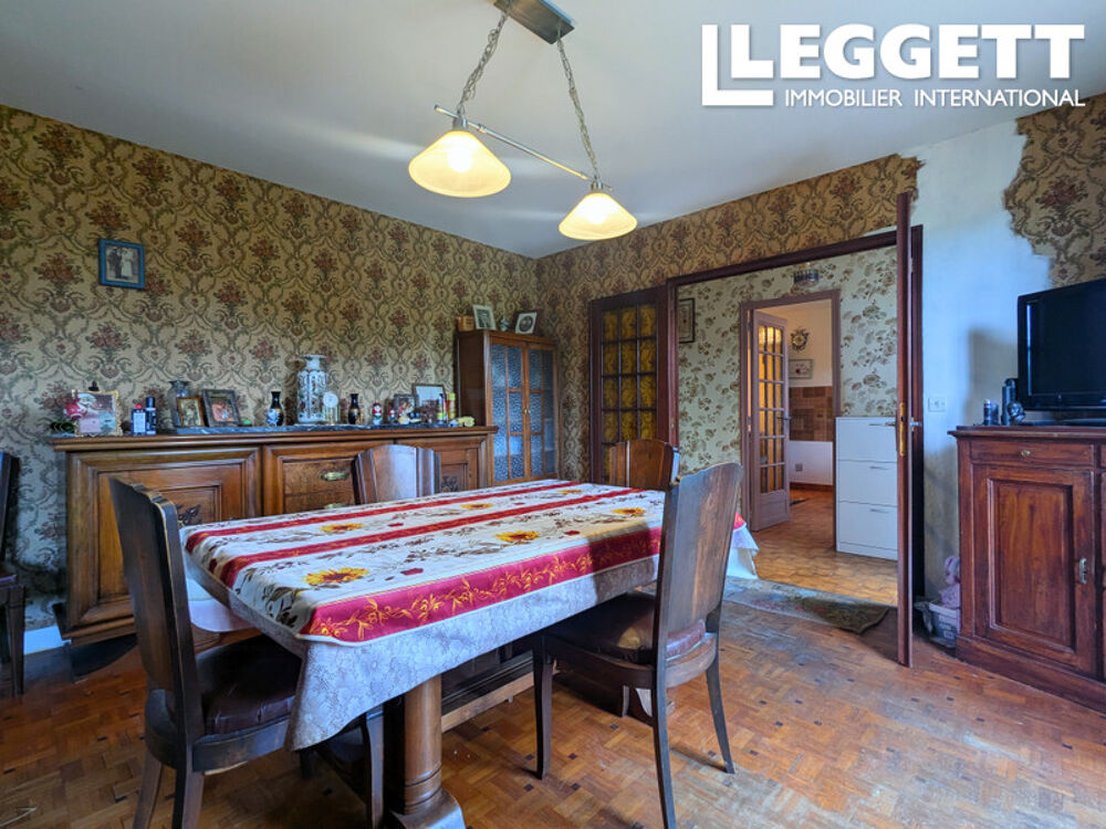 Maison individuelle 2 ch avec jardin généreux, sous-sol aménageable & potentiel rénovation en hameau paisible