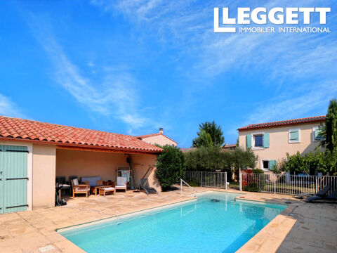   Charmante maison avec piscine, jardin et garage pr�s d?Uz�s et du Pont du Gard. Maison - 4 pi�ce(s) - 108 m�