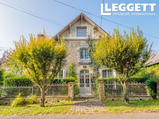 Maison 10 pièces 345 m² · à Vaux-sur-Seine · 345 m² · 1 225 000 €