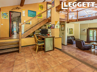  Maison � vendre 8 pi�ces 366 m�