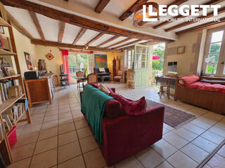  Maison  vendre 10 pices 238 m