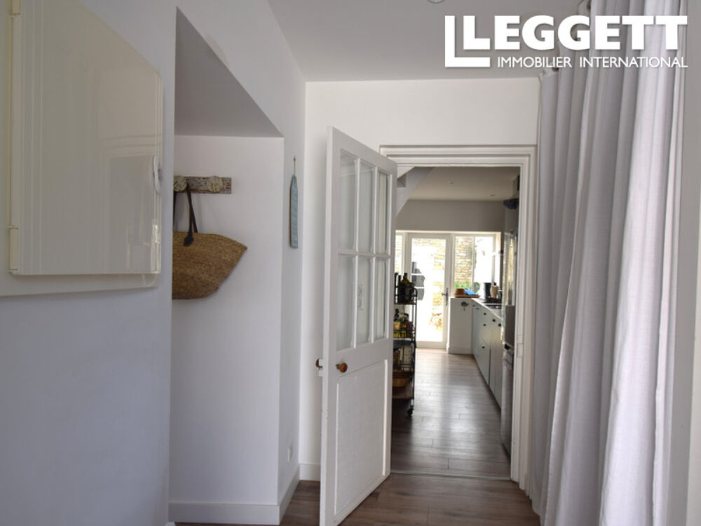 Vente Maison Maison au c?ur de Château d?Oléron, jardin, 3 chambres, 2 salles d?eau, emplacement idéal, potentiel locatif. Le chÂteau-d'olÉron