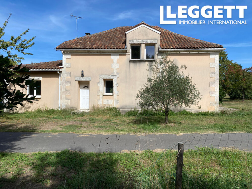 Vente Maison Une rare opportunité d?acquérir une belle et spacieuse propriété en pierre, bénéficiant d?une aussi grande sup Rougnac