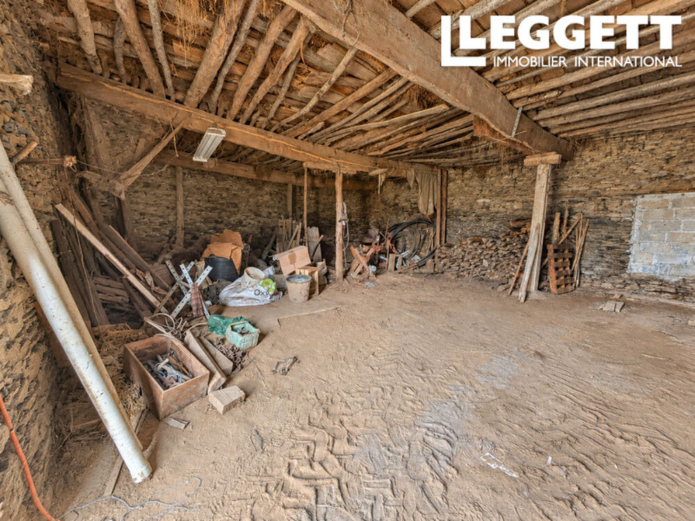 Vente Remise/Grange Grange de caractère en pierre avec terres et dépendances Voutezac