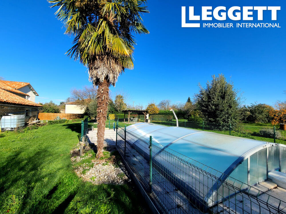Maison 9 pièces 170 m² · à Savigné · 170 m² · 229 000 €