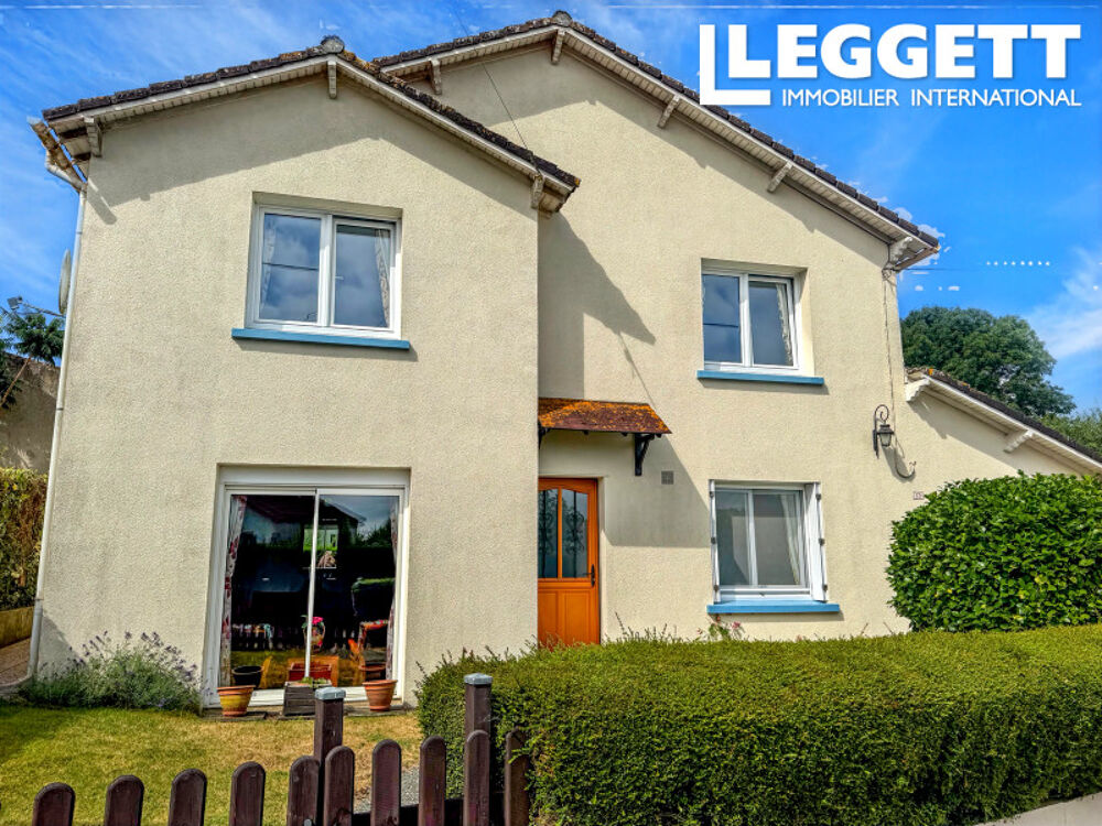 Charmante propriété de 3 chambres à la périphérie d'un village recherché, prête à emménager et à vendre.