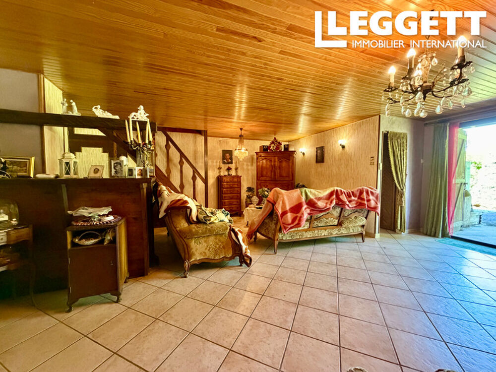 Vente Maison Maison de hameau modernisée de 3 chambres avec garage, à rafraîchir Vayres