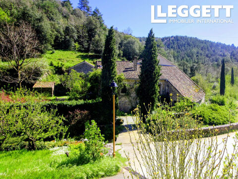   Herault: Prs de Courniou, superbe maison de hameau en pierre  bien rnove avec  terrain garage et piscine Maison - 8 pice(s) - 212 m