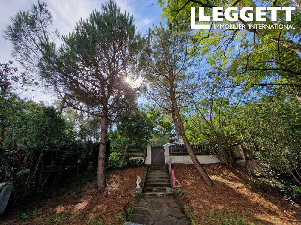 Vente Maison Arcachonnaise avec 2 chambres avec jardin à Lège-Cap-Ferret à quelques pas du Bassin. LÈge-cap-ferret