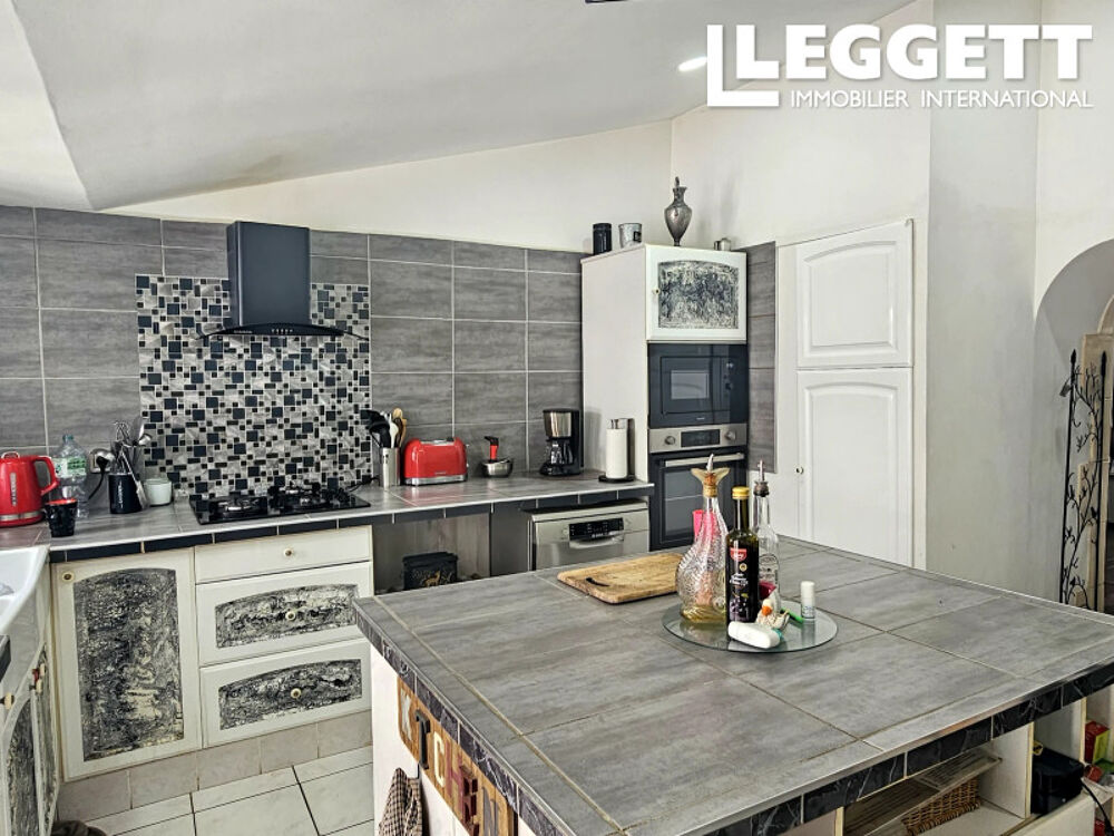 Maison de charme 137 m² avec piscine, 3 chambres, dépendances et prairie de 7 822 m² à Saint-Hilaire-le-Voust