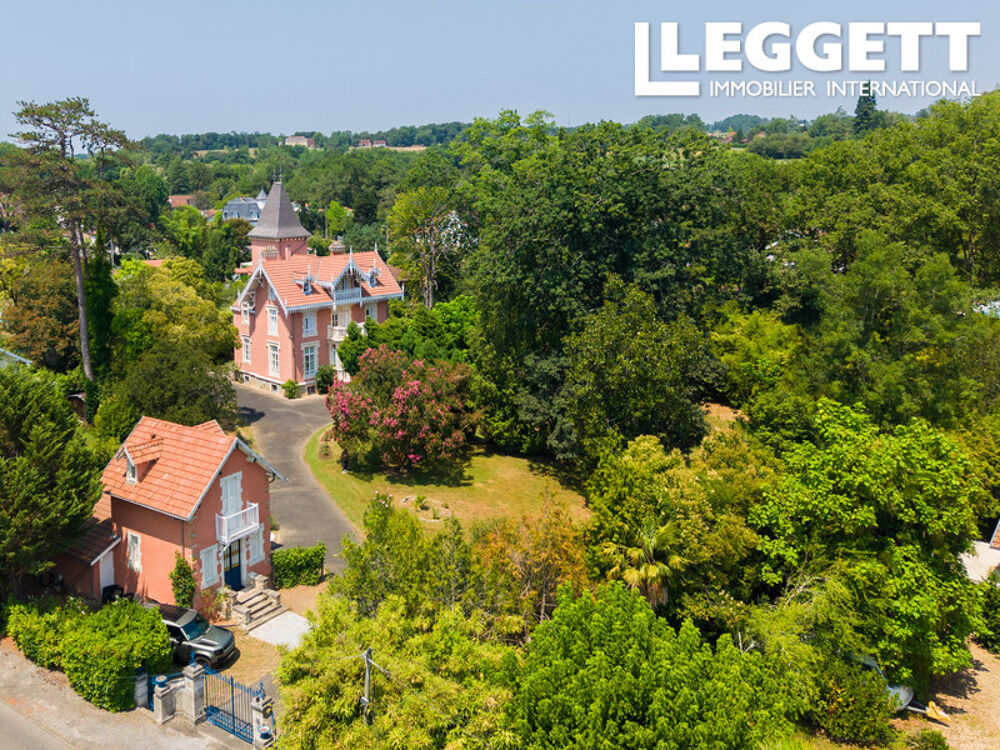Rare et chargée d'histoire - La Villa Argentine ? Demeure Belle Époque de 300 m² au c?ur d?un parc arboré