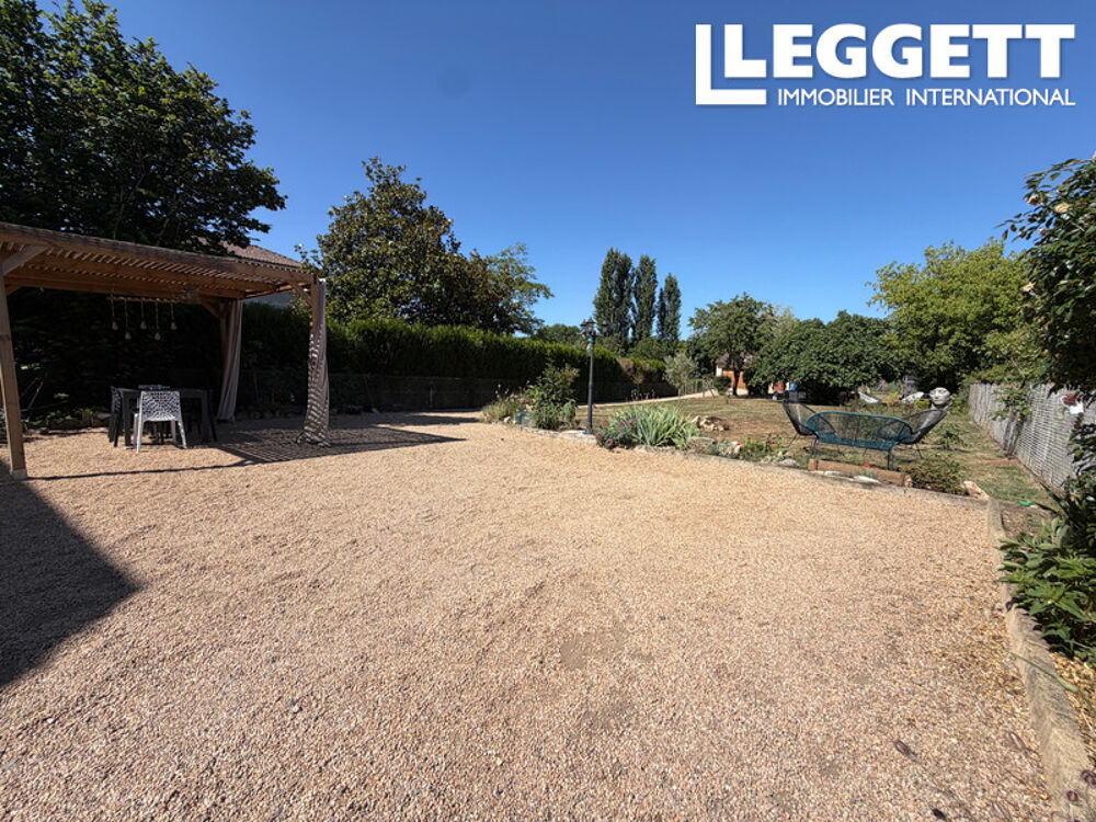 Vente Maison Maison de village du XVIe siècle avec double garage, cuisine d'été et jardin clos - Périgord Vert Nantheuil