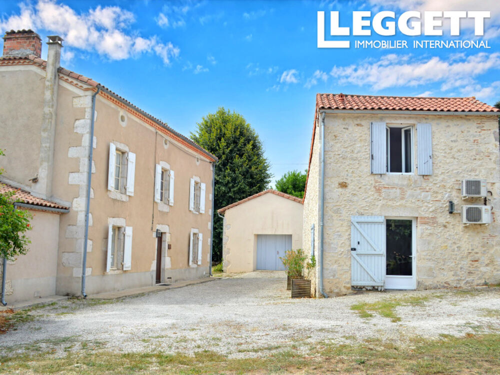 Maison avec gîte dans petit hameau tranquille a quelques minutes du village fortifié de Vianne