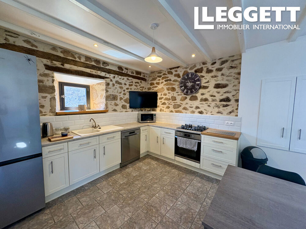 Belle maison individuelle de 3 chambres, magnifiquement rénovée, située au c?ur d'un hameau et dotée d'un bâti