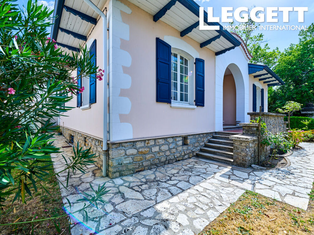 Vente Maison Villa d'architecte classée située au coeur du quartier St Vincent à DAX Dax