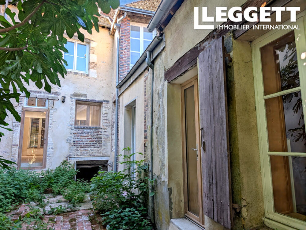 Maison de village de caractère avec cour, remise et jardin séparé à Longny-les-Villages