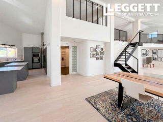 Vente Maison Grande maison de style loft avec garage et terrasse, située entre Annecy et Genève Annecy
