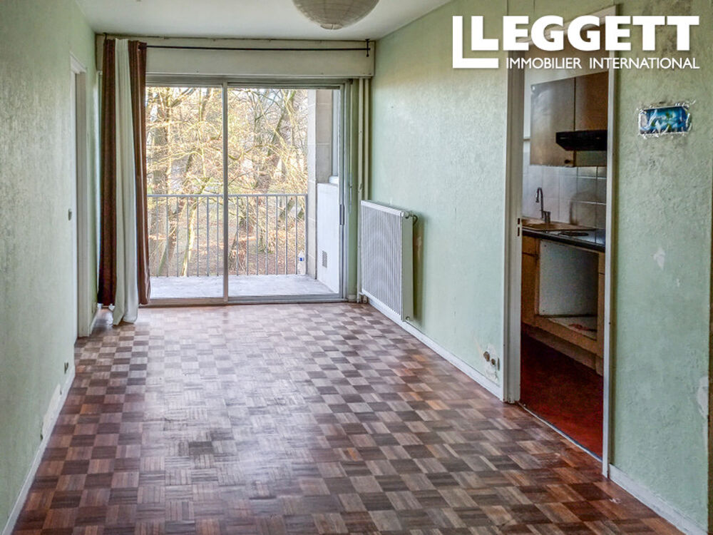 RIS ORANGIS - Appartement 2 pièces 52m2 2è étage avec balcon et parking