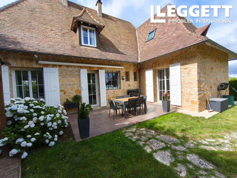 Maison 6 pièces 158 m² · à Mussidan · 158 m² · 371 000 €