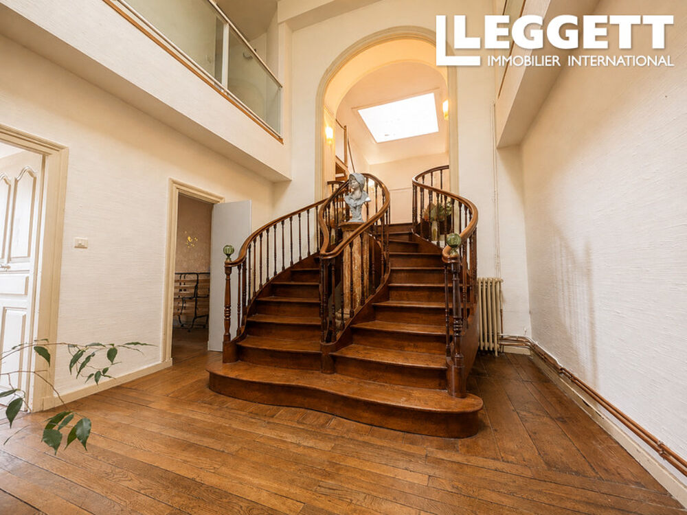 Demeure de caractère avec 9 chambres, 2 appartements indépendants et parc de 2 152 m²