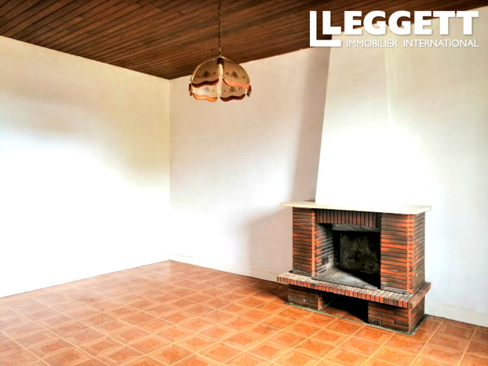 Vente Maison Maison semi-attenante, 3 chambres, jardin et 2 dépendances, sortie de village  Saint-mathieu