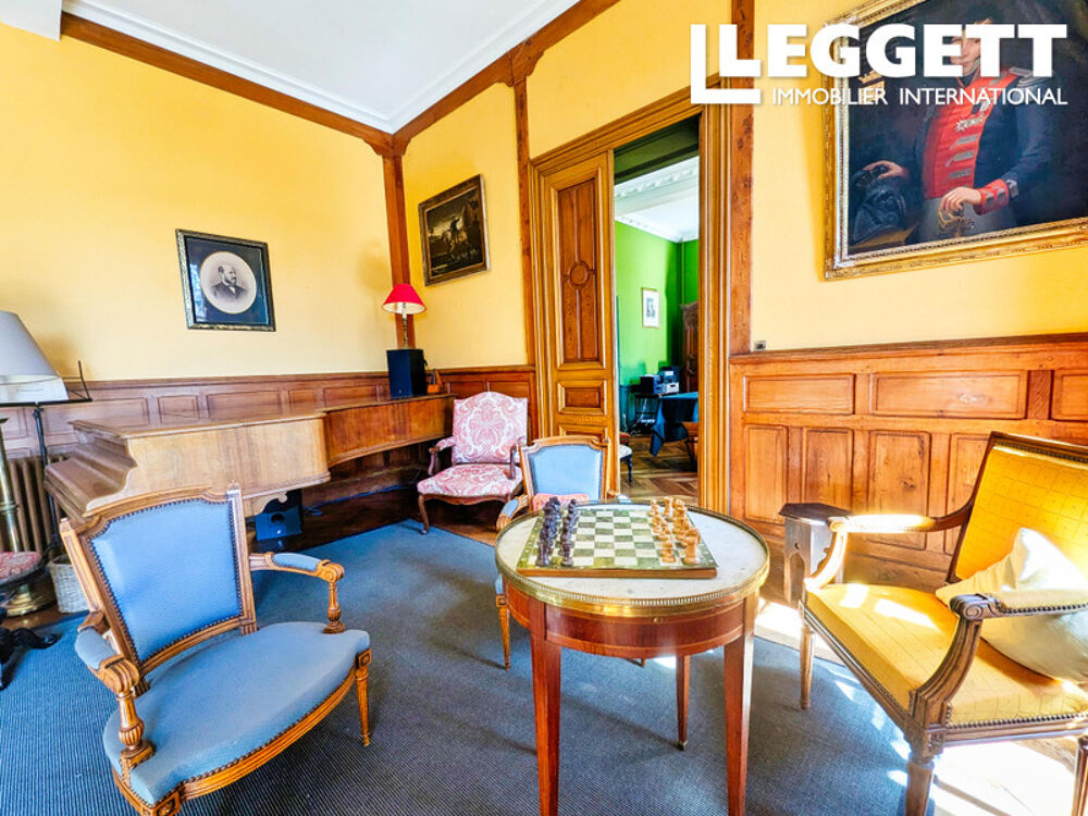 Vente Maison Beau domaine avec 6 logements, vaste terrain, idéal pour plusieurs familles, les chevaux, 15 mins de la ville SorÈze