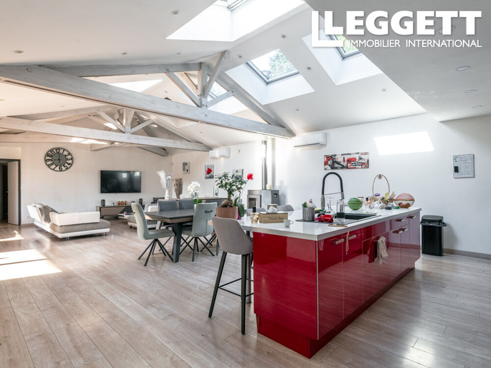 Vente Maison Grande villa plain pied 6 chambres avec jardin, piscine jacuzzi à la campagne Sarliac-sur-l'isle