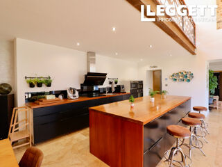  Maison � vendre 6 pi�ces 236 m�