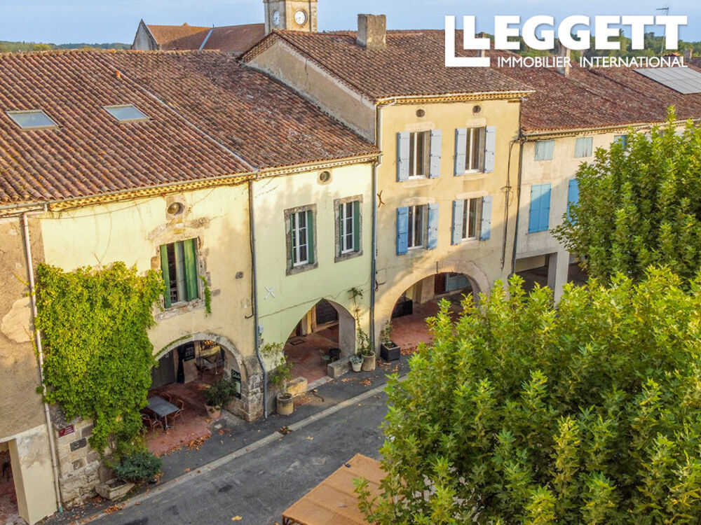   Restaurant réputé au c?ur d?un village, avec logement et appartement indépendant ? murs et fonds de commerce i Sos