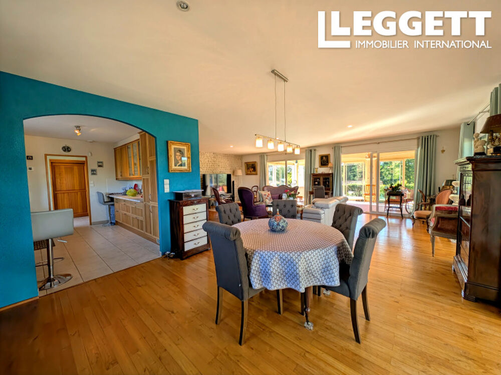 Vente Maison Maison contemporaine avec piscine, garage, de belles vues sur un jardin clos ? 15 min de Jonzac Saint-maigrin