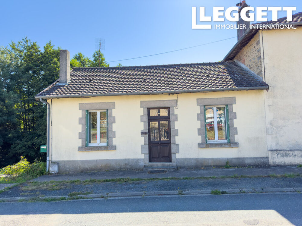 Maison de 4 pièces et 90 m² avec petit jardin, dans le bourg de Dournazac
