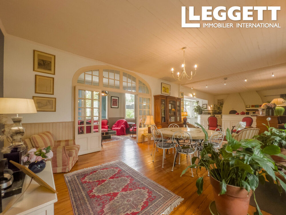 Vente Maison Longère de plain-pied, 5 chambres, piscine et dépendances, terrain clos et arboré, 20mn gare d?Angoulême AngoulÊme