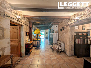  Maison � vendre 7 pi�ces 304 m�