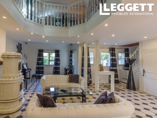  Maison � vendre 7 pi�ces 245 m�