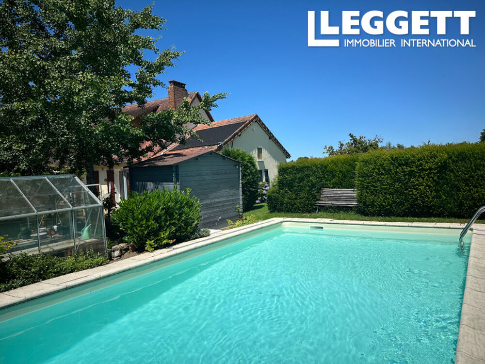 Maison de 2/3 chambres avec belle grange, atelier, garage et piscine