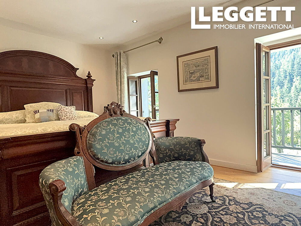 À vendre à Bourg-Saint-Maurice - Les Arcs, chalet de 6 chambres avec un appartement indépendant de 2 chambres