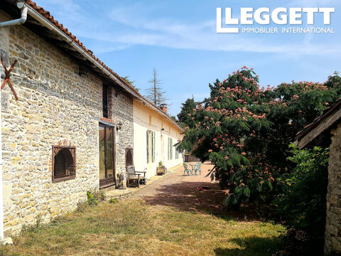   SOUS OFFRE ACCEPTEE Charmante maison de 10 pi�ces dont un gite dans hameau isol� avec grand terrain cl�tur�. . Maison - 10 pi�ce(s) - 280 m�