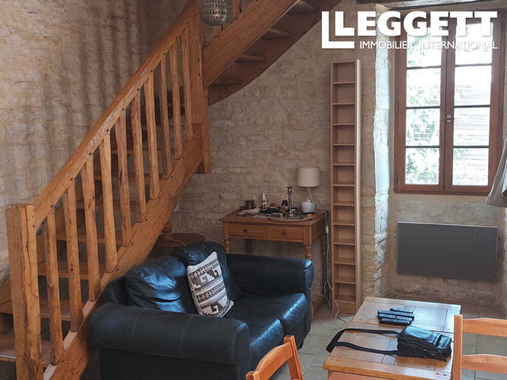 Vente Maison Authentique maison quercynoise en pierre, accompagnée de deux dépendances en pierre restaurées ThÉdirac