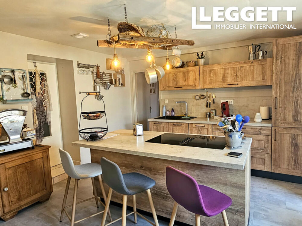 Vente Maison Foussais-Payré : authentique maison en pierre, 3 chambres, piscine, terrain de 710 m² Foussais-payrÉ